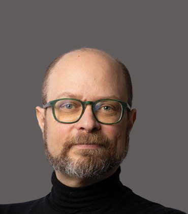 Dr. Robert Reuter